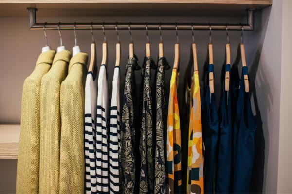 modern capsule wardrobe checklist