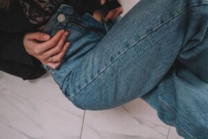 How to Style Wide-Leg Jeans for the Office