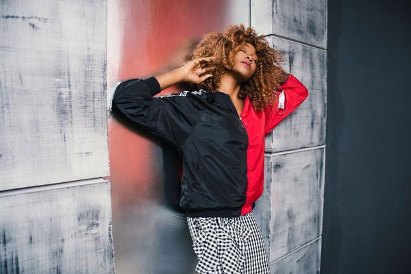 bomber jacket outfit ideas